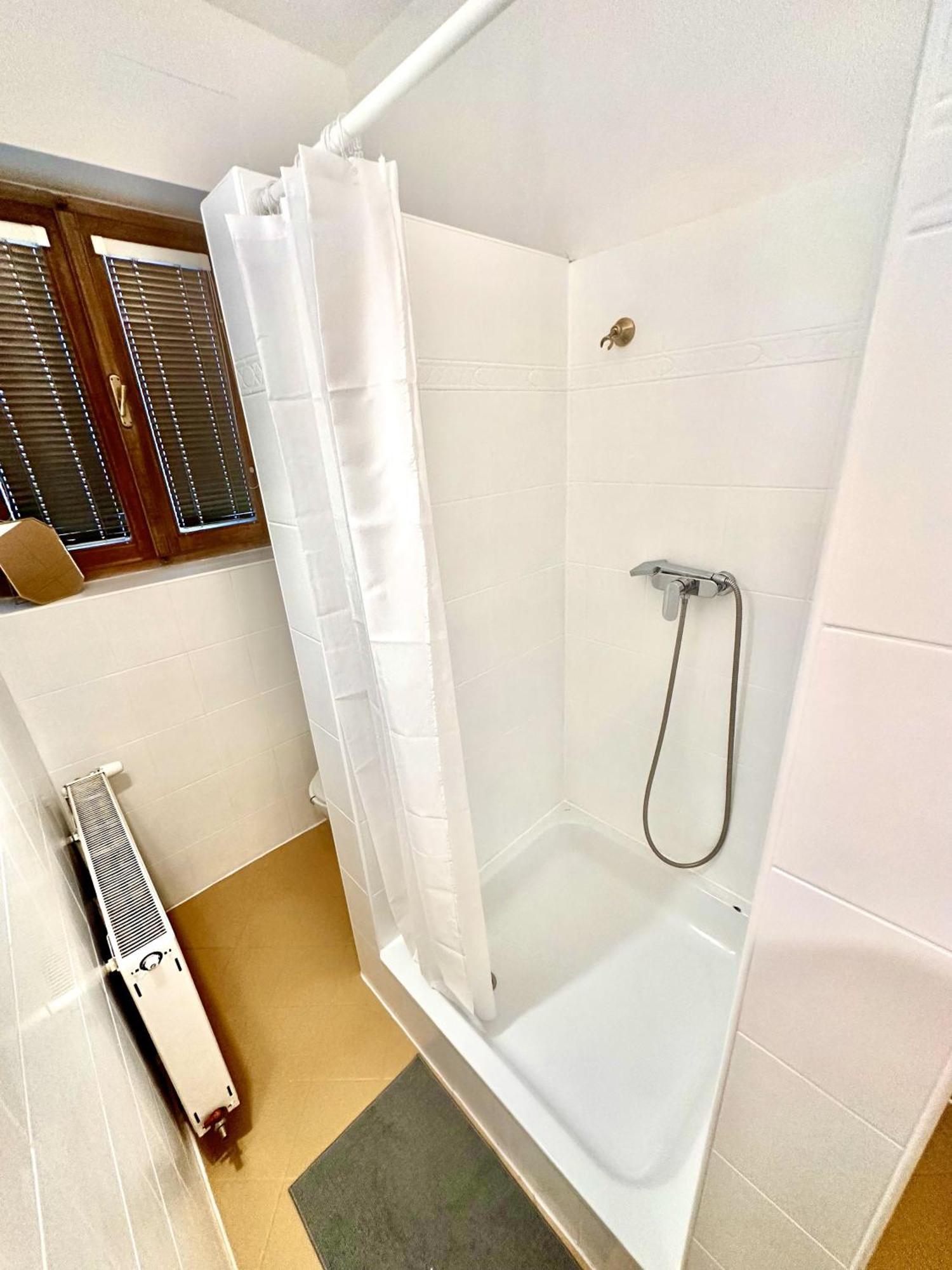 Apartment Kate - Old Town บราติสลาวา ภายนอก รูปภาพ